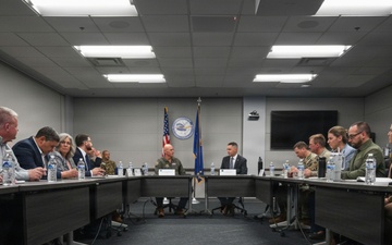 AETC Commander, Lt. Gen. Clark Quinn, visits AFLCMC Training Directorate