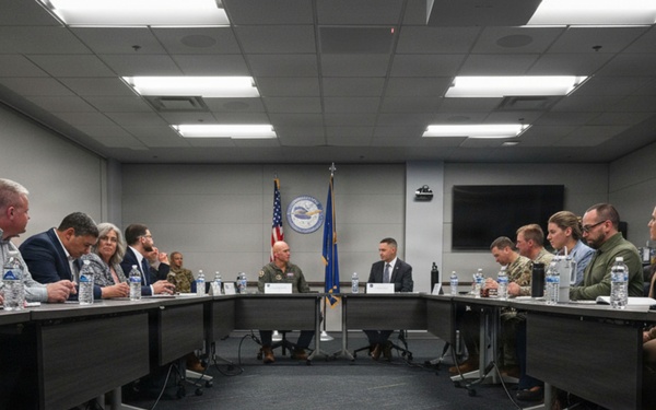 AETC Commander, Lt. Gen. Clark Quinn, visits AFLCMC Training Directorate