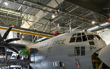 94th MXS Airmen perform C-130H isochronal inspection
