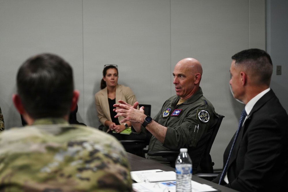 AETC Commander, Lt. Gen. Clark Quinn, visits AFLCMC Training Directorate