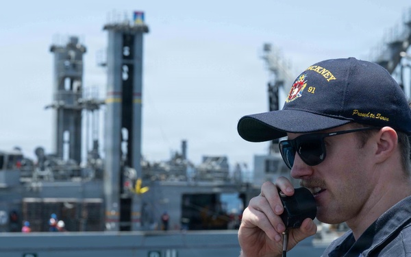 Pinckney Conducts a Replenishment-at-Sea