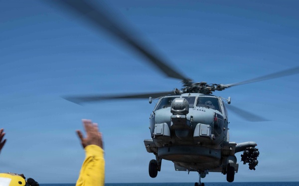 Pinckney Conducts Flight Quarters
