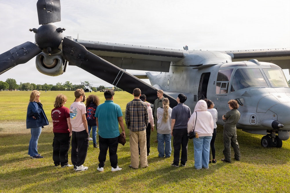 Camp Lejeune Hosts STEM Day for Jacksonville High School and White Oak High School