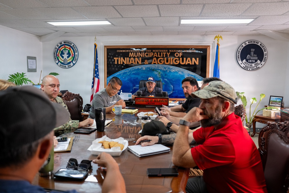 Tinian Mayor Holds Meeting with Local and Federal Partners