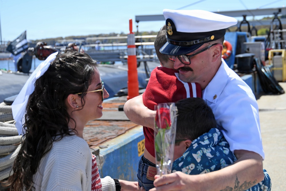 Texas Returns From Deployment