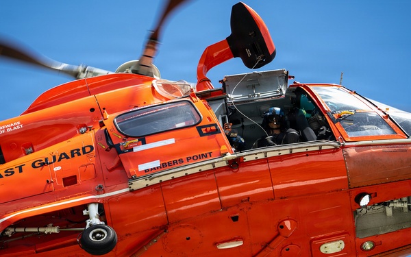 U.S. Coast Guard Air Station Air Station Barbers Point conducts urban search and rescue training