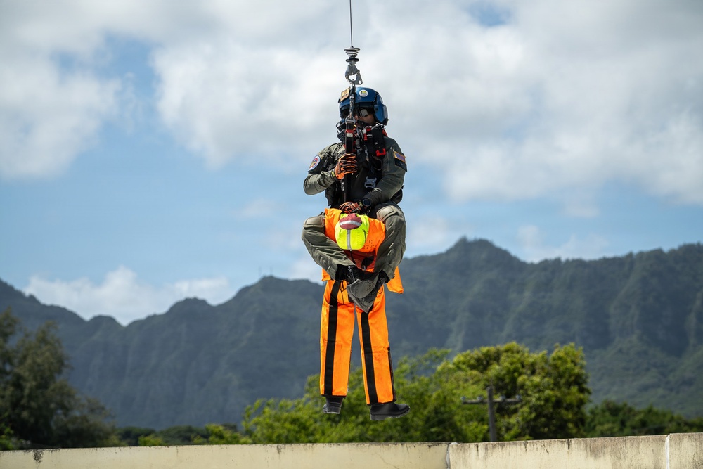 U.S. Coast Guard Air Station Air Station Barbers Point conducts urban search and rescue training