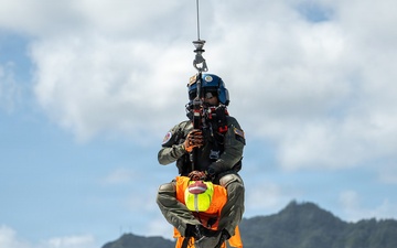 U.S. Coast Guard Air Station Air Station Barbers Point conducts urban search and rescue training