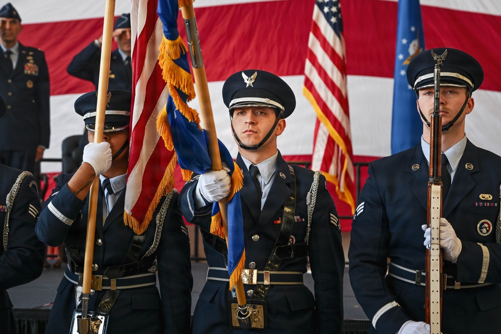 19th OG Change of Command Ceremony Ushers in New Leadership