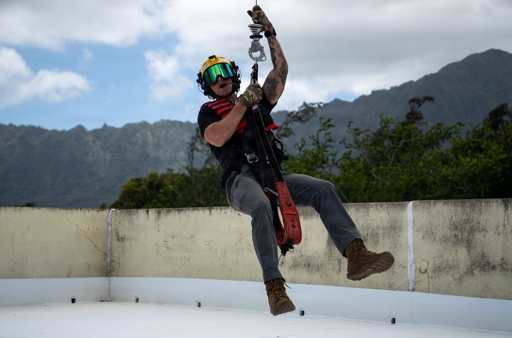 U.S. Coast Guard Air Station Air Station Barbers Point conducts urban search and rescue training
