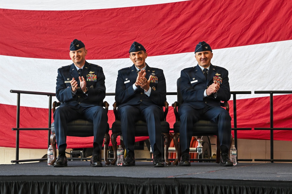 19th OG Change of Command Ceremony Ushers in New Leadership