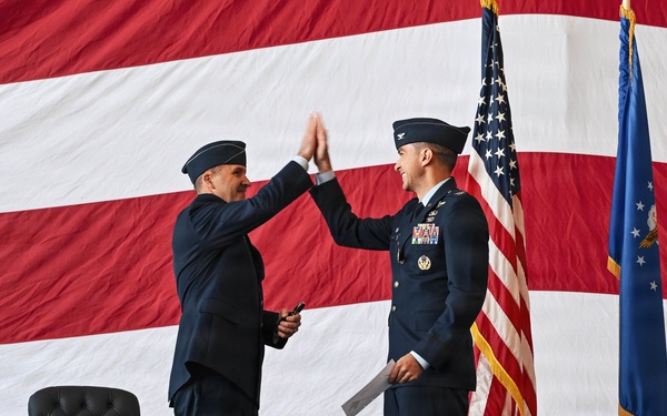 19th OG Change of Command Ceremony Ushers in New Leadership