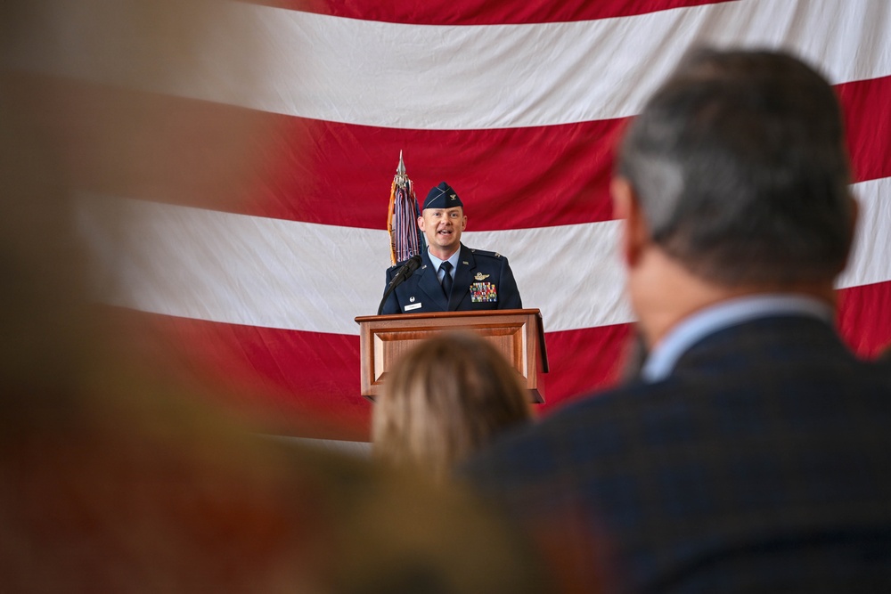 19th OG Change of Command Ceremony Ushers in New Leadership