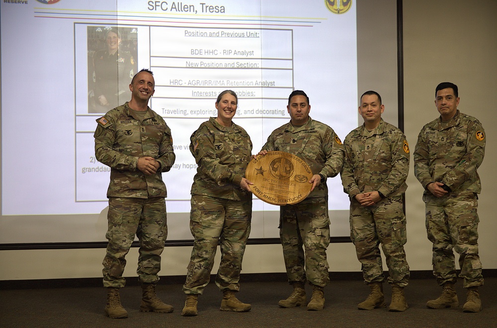 SFC Tresa Allen Receives Farewell Plaque at Fort Knox, Kentucky Ceremony