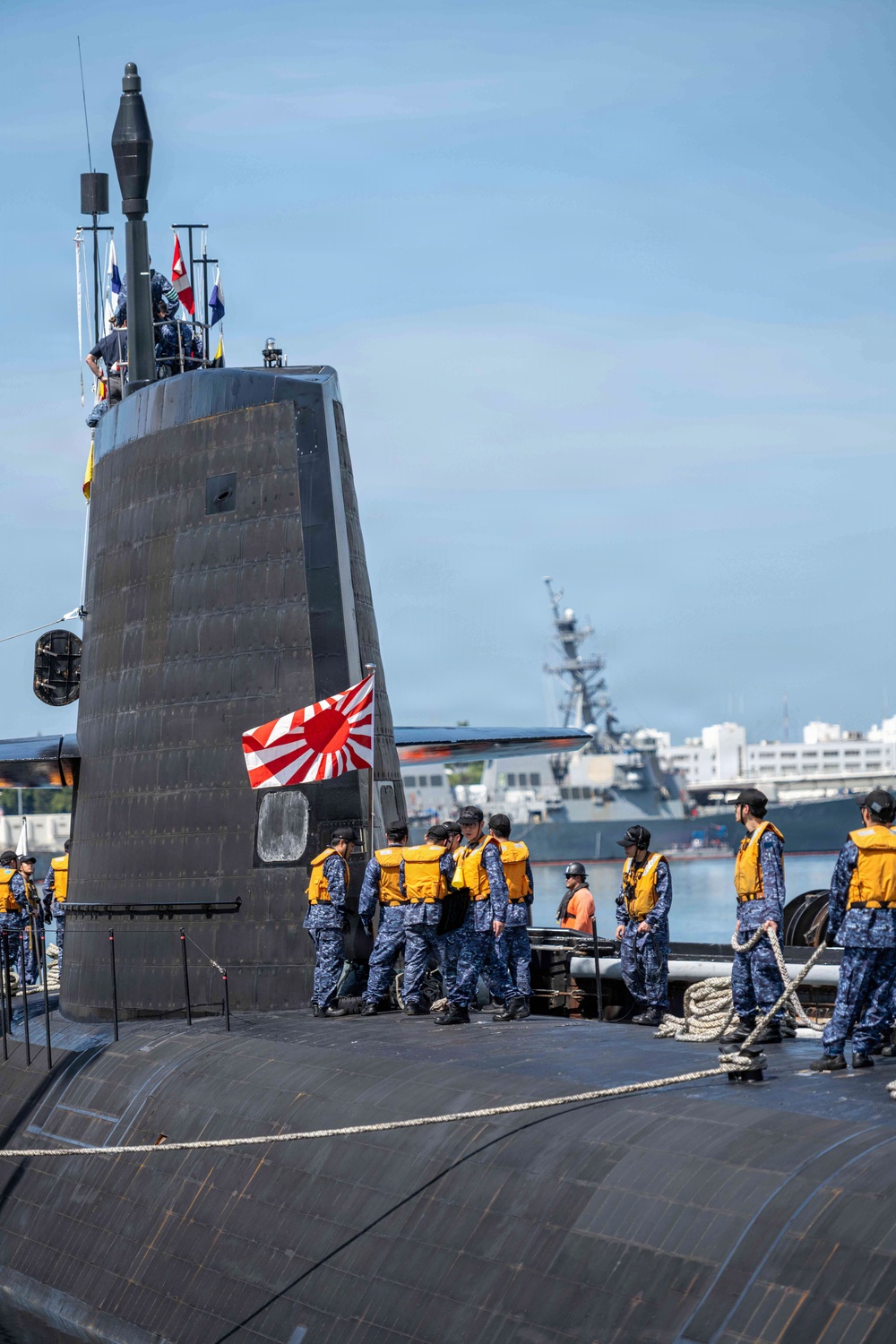 JMSDF Shoryu (SS 510) arrives to HWI