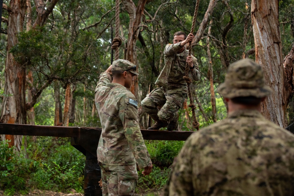 Allied and Partner Forces Conduct an Obstacle Course at Schofield Barracks