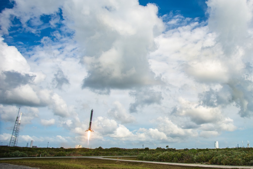 Falcon Heavy Launches ViaSat-3 F3 from Kennedy Space Center