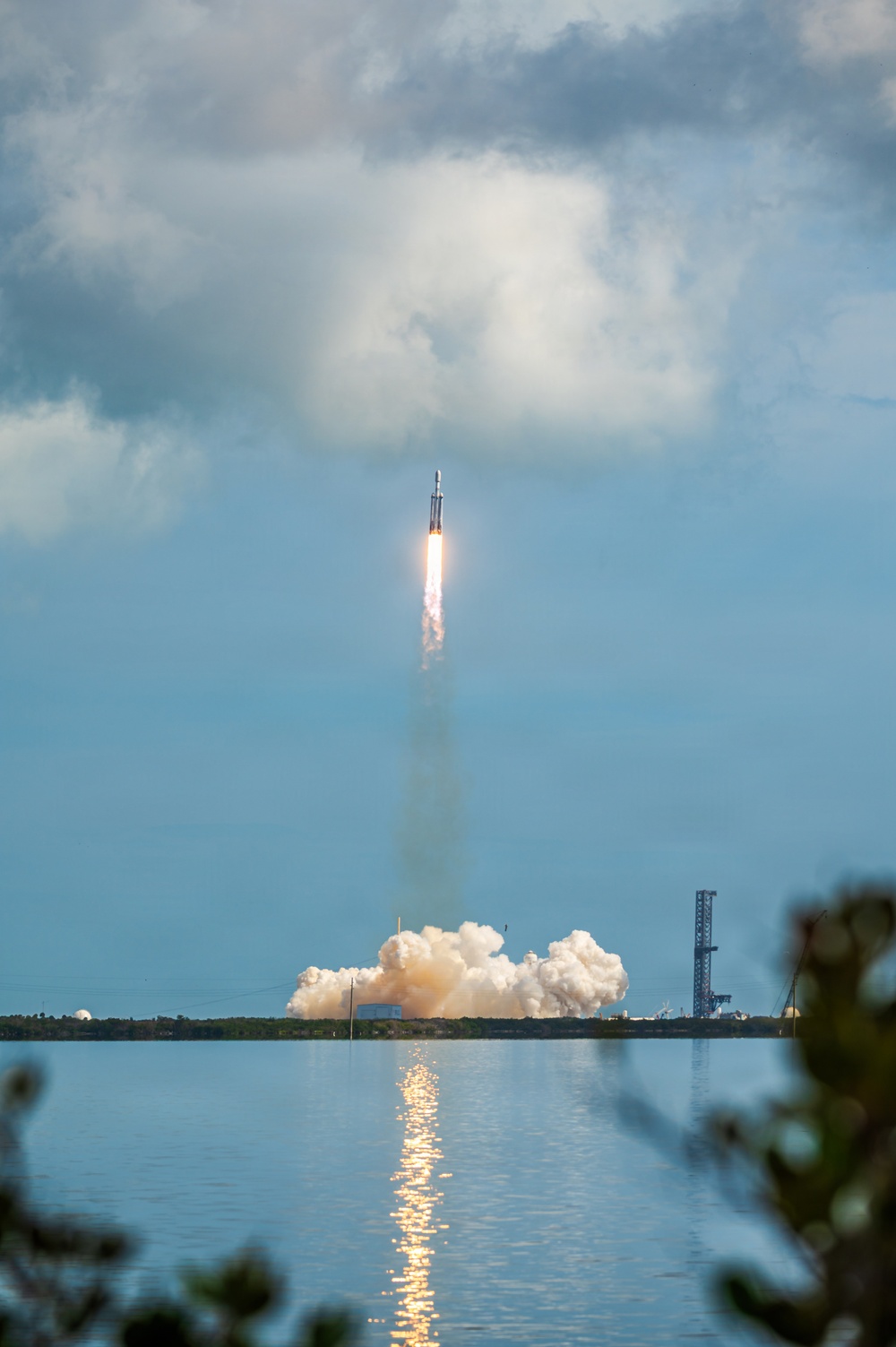 Falcon Heavy Launches ViaSat-3 F3 from Kennedy Space Center