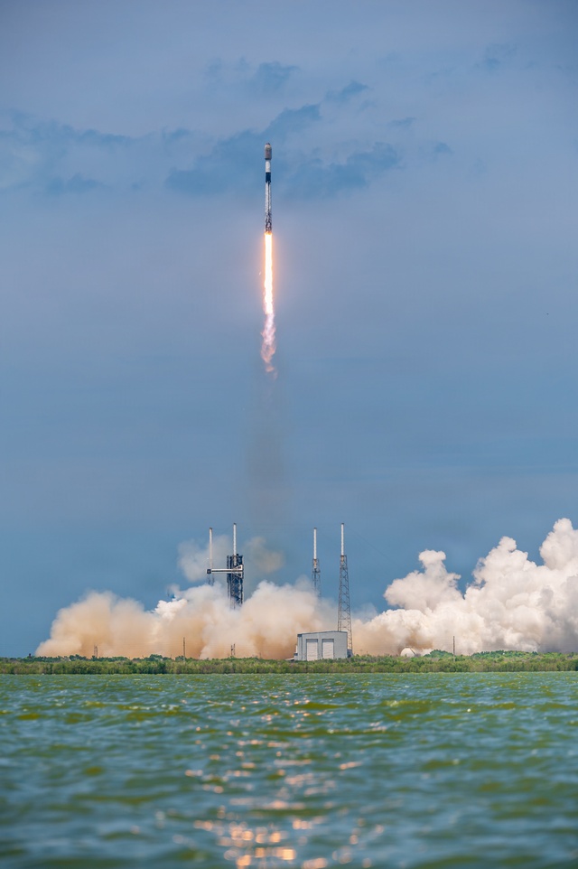 Falcon 9 | Starlink 10-38 Launch