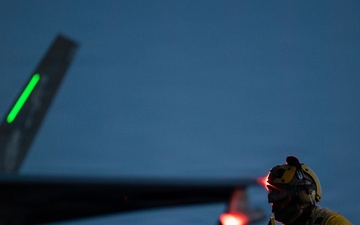 11th MEU Marines, Sailors Conduct Flight Operations Aboard USS Boxer