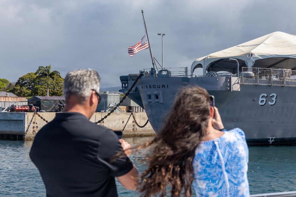 MARFORPAC takes Gold Star families on Pearl Harbor tour