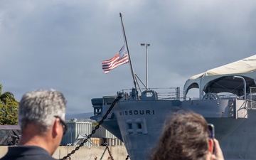 MARFORPAC takes Gold Star families on Pearl Harbor tour