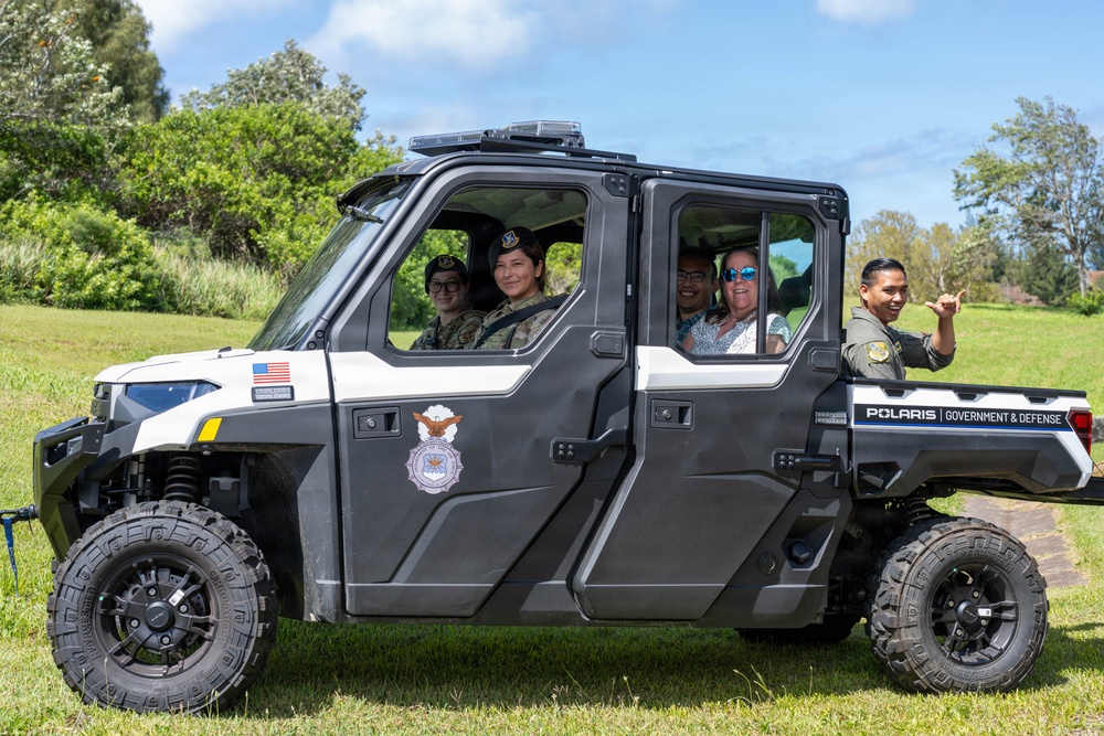 Team Hickam Honorary Commanders visit Ka'ena Point