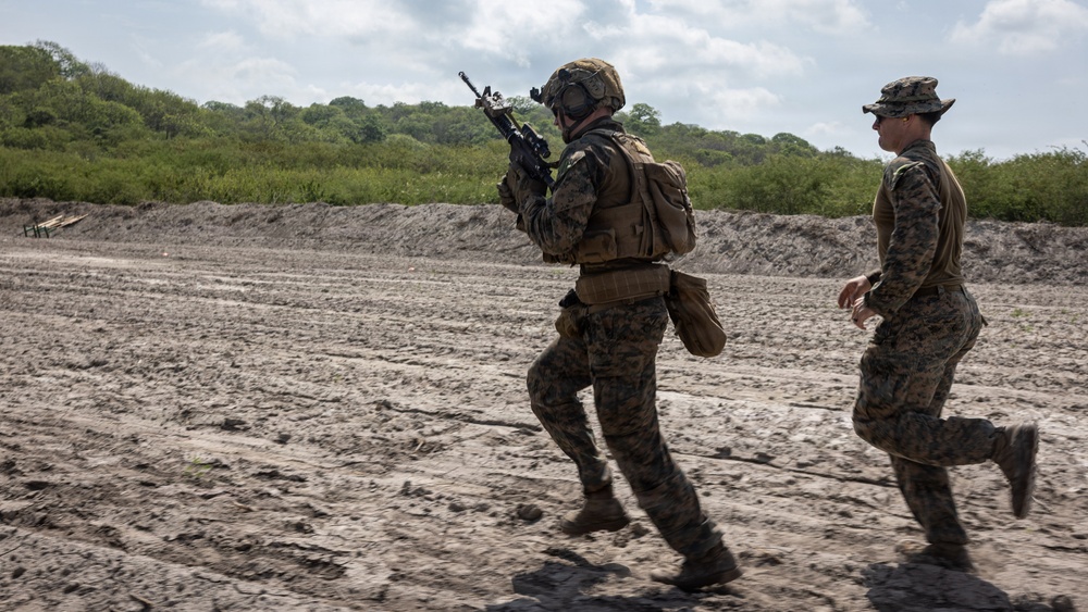22nd MEU (SOC) | Individual Marksmanship Assessment with Ecuadorian Marine
