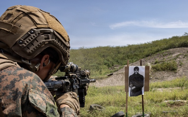 22nd MEU (SOC) | Individual Marksmanship Assessment with Ecuadorian Marines