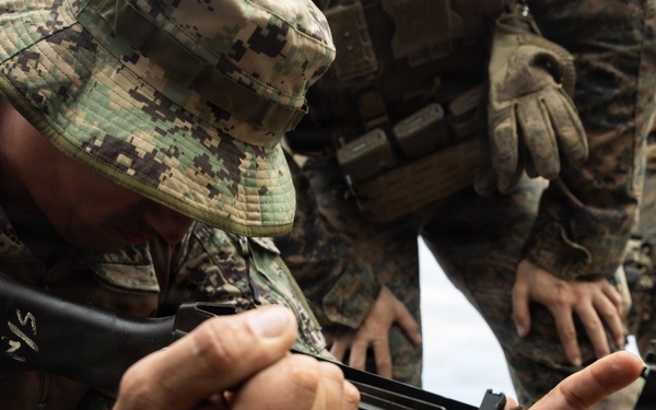 22nd MEU (SOC) | Machine Gun Range with Ecuadorian Marines