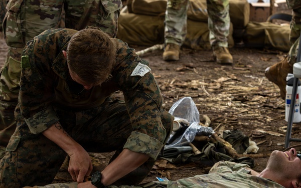 U.S. military and Panamanian partners strengthen MEDEVAC and casualty care skills during jungle training