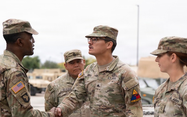 Fort Bliss hosts AMC senior leader, highlighting division and installation innovation efforts