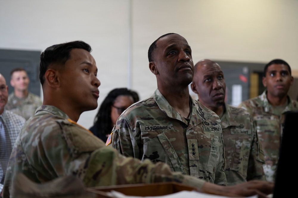 Fort Bliss hosts AMC senior leader, highlighting division and installation innovation efforts