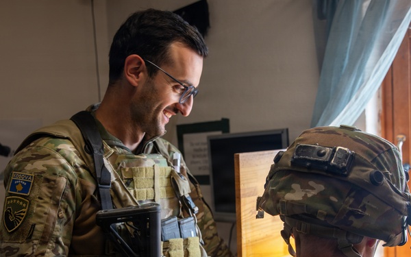 Civil Affairs Soldiers Bridge Data Gaps With AI at Combined Resolve 26‑07