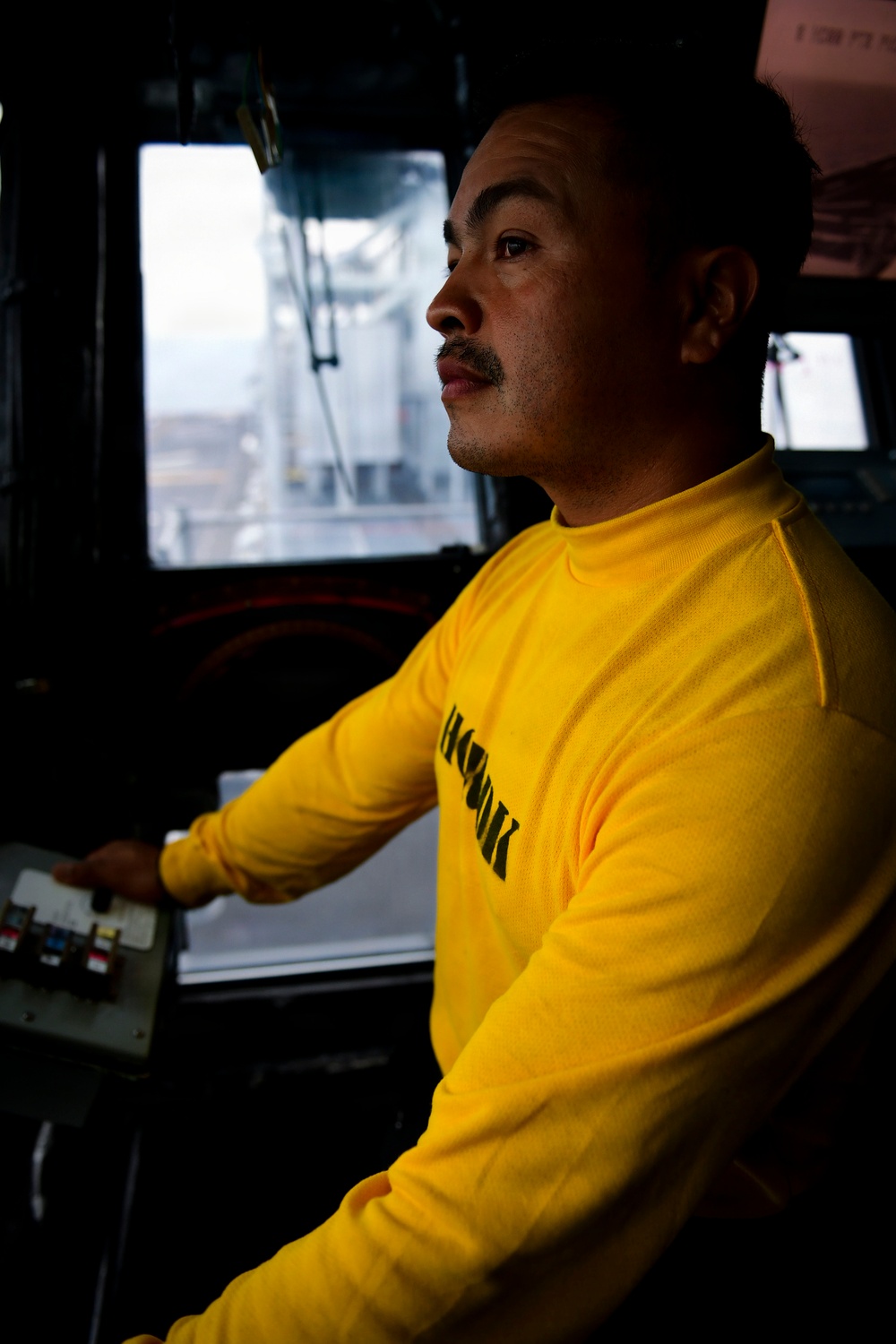 Boxer Sailors Oversee Flight Ops