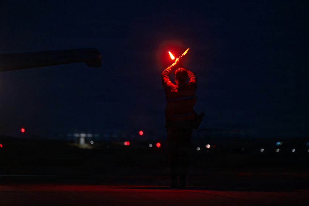 Airmen Perform Evening A-10 Thunderbolts Hot Pit Refueling