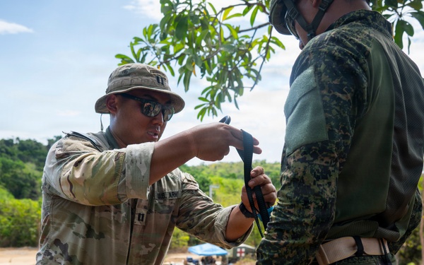 Balikatan 2026: Balikatan 2026: U.S., AFP Soldiers rappel in jungle school