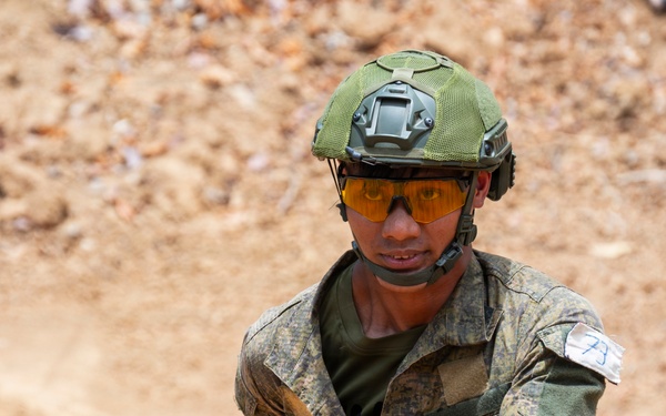 Balikatan 2026: Balikatan 2026: U.S., AFP Soldiers rappel in jungle school