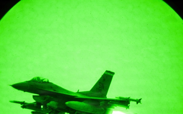 F-16 Fighting Falcons Takeoff