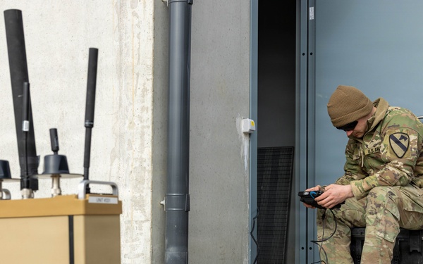 U.S. Soldier Operates a Titan V3 C-UAS in Latvia