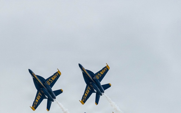 U.S. Navy Blue Angels practice for 2026 Charleston Airshow