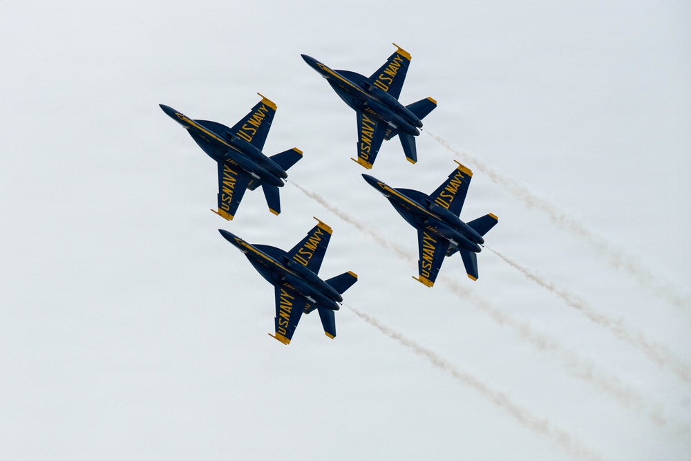U.S. Navy Blue Angels practice for 2026 Charleston Airshow