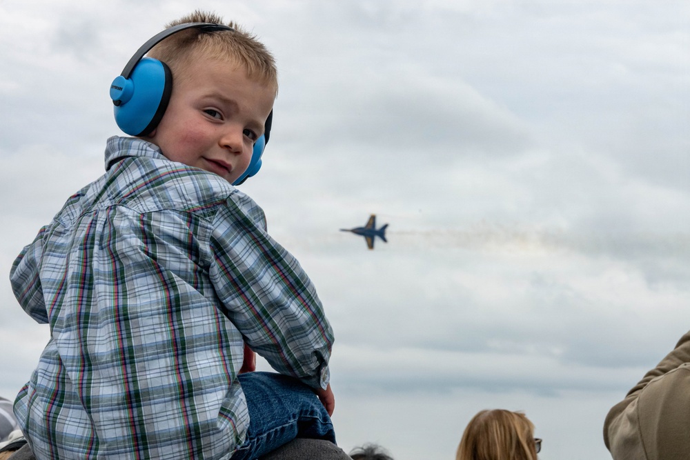 U.S. Navy Blue Angels practice for 2026 Charleston Airshow