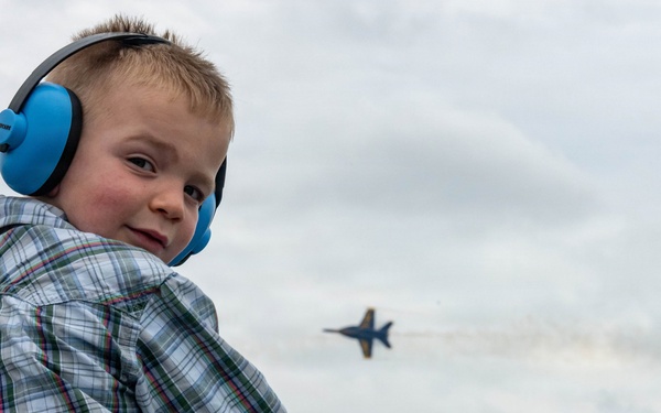 U.S. Navy Blue Angels practice for 2026 Charleston Airshow