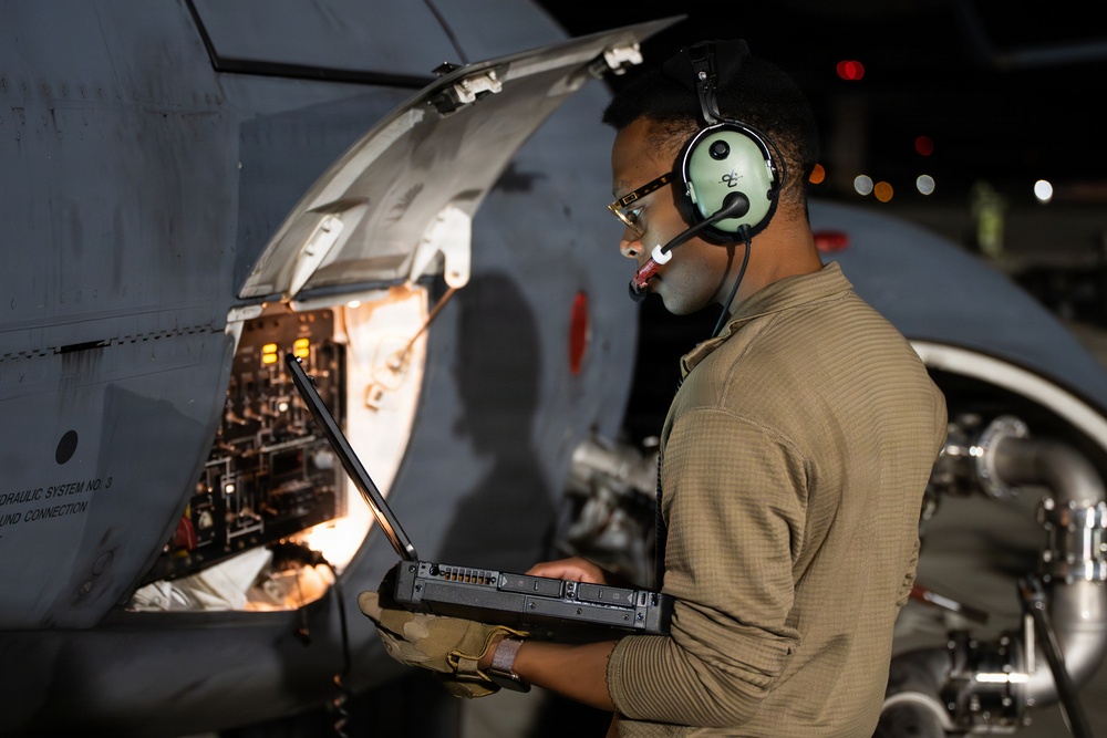 C-17 Globemaster III performs cargo operations within the CENTCOM AOR