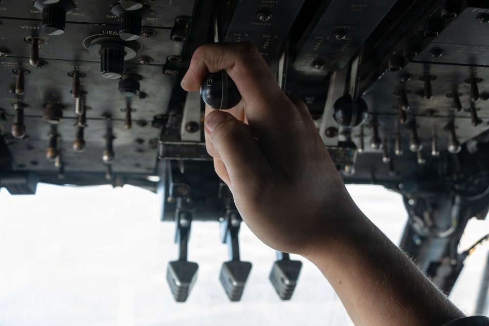 USS Portland Sailors and Marines Conduct Routine Operations