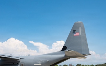 Balikatan 2026: 317th AW, 25ID airlift two HIMARS to Laoag, Philippines