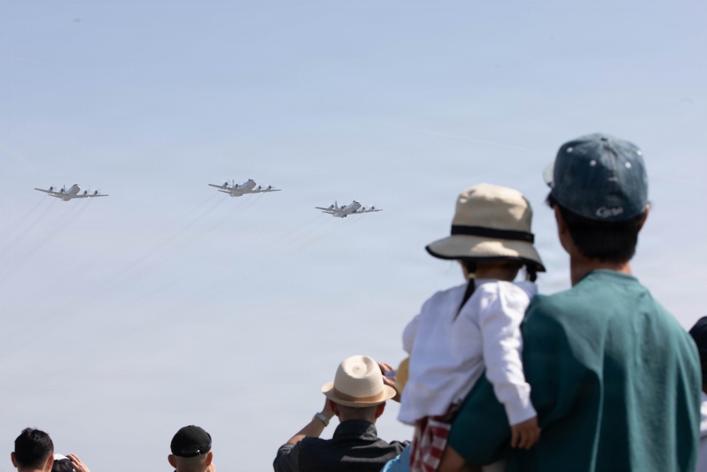 Marine Corps Air Station Iwakuni Family Day 26