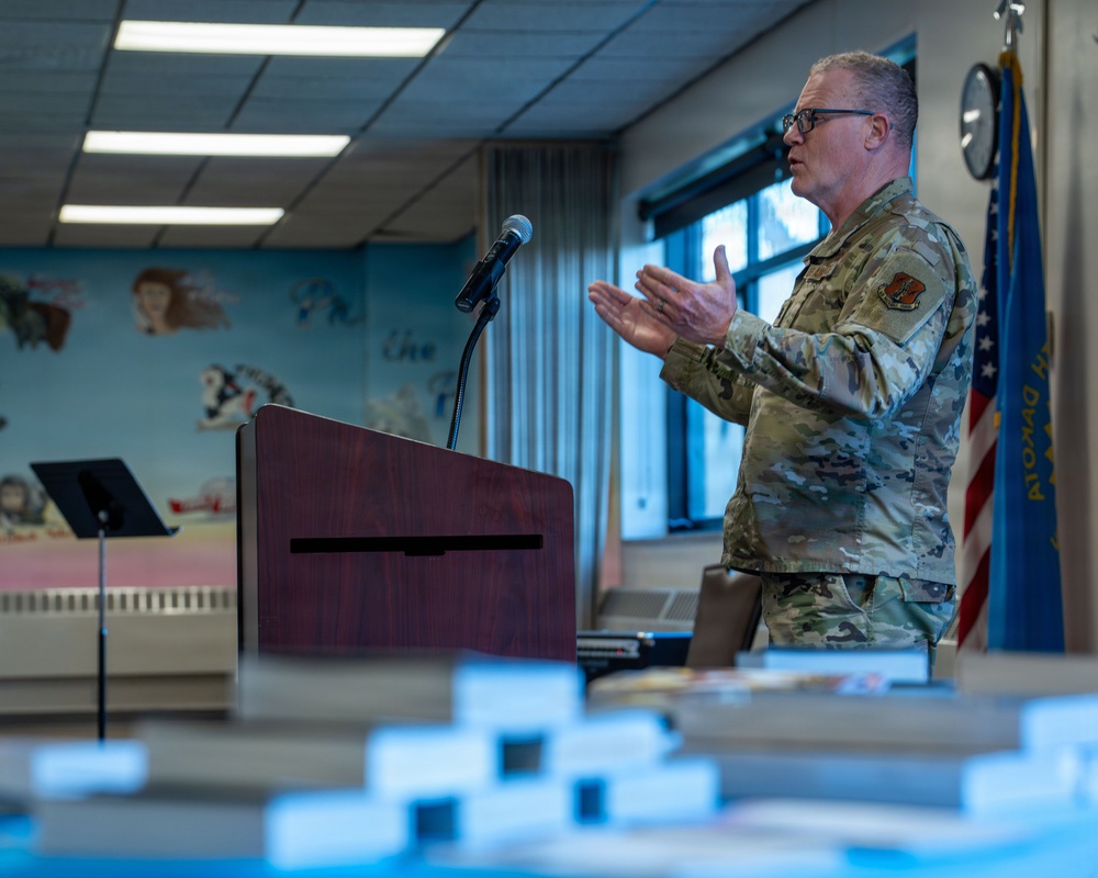 South Dakota National Guard TAG leads Prayer Breakfast