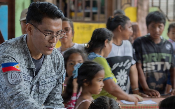 Balikatan 2026: Palawan hosts a Bundle of Joy ceremony, civic-engineering engagements